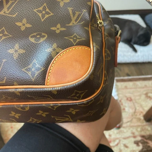 Louis Vuitton Brown and Tan Monogram Bag - Picture 11 of 16